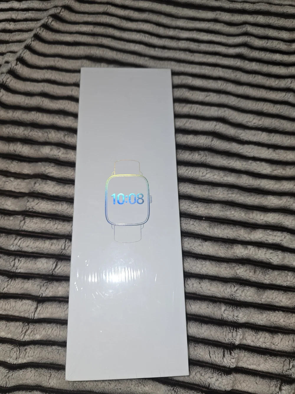 BNIB Silver Smartwatch with Mesh Band - 1.85